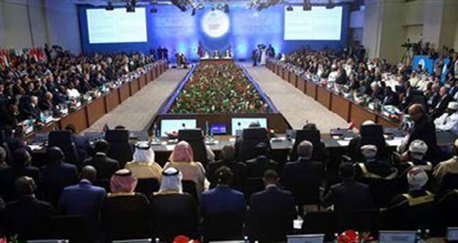Islamic Summit Focuses on Overcoming Terrorism, Sectarianism